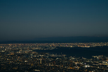 摩耶山から見下ろす神戸市街と大阪方面の夜景