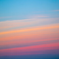 Fototapeta premium Beautiful sunset with vibrant colors in the sky