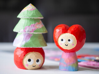 art toy wood carving cute wooden carved Basswood doll merry christmas tree red heart love happy valentine design acrylic color paint craft handmade decoration gift present hobby model selected focus