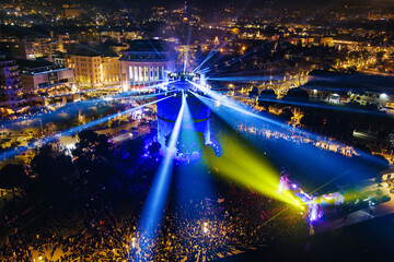New Year&rsquo;s Eve Gathering Around Thessaloniki White Tower with Festive Lights and Urban Energy