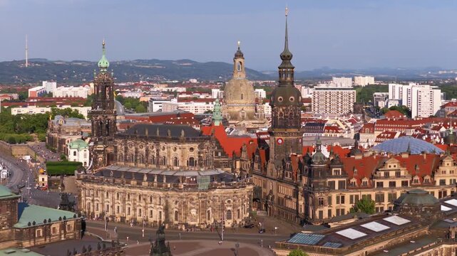 The drone flies slowly towards the city of Dresden, showing historical buildings as well as the Frauenkirche (Church of Our Lady).