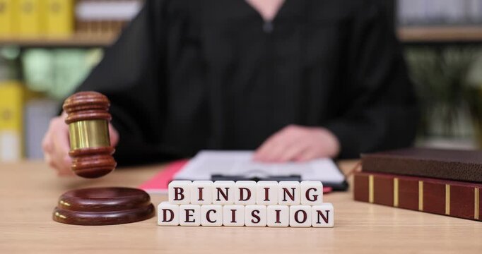 Justice delivered through collaborative deliberation in a courthouse setting