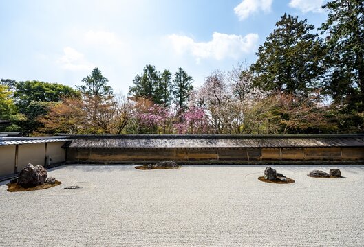 Kare-san-sui Japanese rock garden, Hōjō Teien in Ryōan-ji, Zen Buddhist temple complex, in spring, Kyoto, Japan