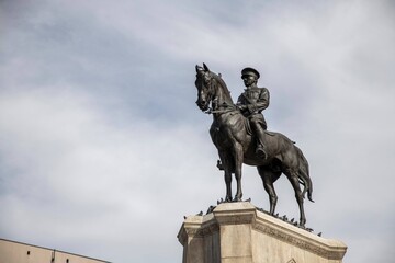 Obraz premium Atatürk statue located in Ulus, Ankara Türkiye