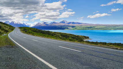 Scenic Road through majestic mountain landscape to Mount Cook NZ