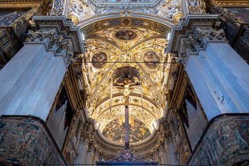 Interior vault and crucifix, Basilica di Santa Maria Maggiore - Bergamo, Italy © demerzel21