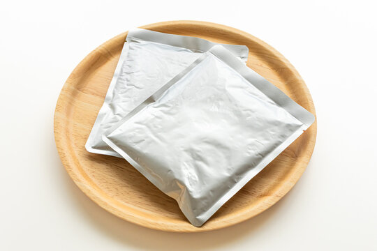 レトルト食品　レトルトパック