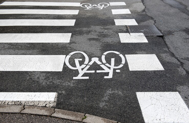 Bicycle lane road marking on crosswalk