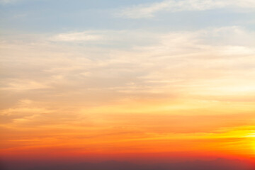 Obraz premium colorful dramatic sky with cloud at sunset