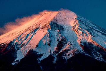 忍野村から富士山