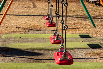 公園のブランコ