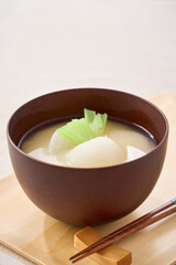 かぶ入りの白味噌仕立てのお味噌汁