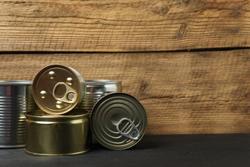 Obraz premium Humanitarian aid. Different food products for donation in crate on wooden table