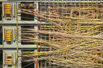 Complex electrical wiring in old computer