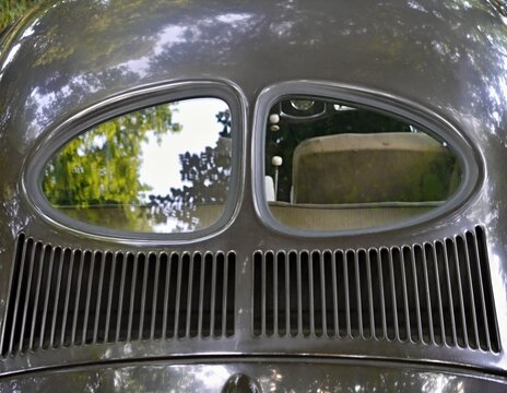 Volkswagen Beetle split-window rear view classic car