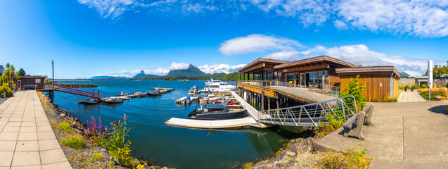 Fototapeta premium Panoramic view of tofino harbor on vancouver island in summer