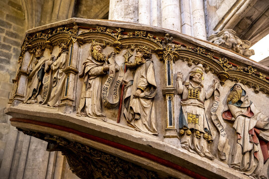Santa Maria la Mayor&rsquo;s basilica, Morella, Spain. Staircase with biblical scenes by Antonio Sancho (1470) and Jusepe Beli. Depiction of Jesus Christ&rsquo;s genealogy