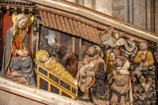 Santa Maria la Mayor&rsquo;s basilica, Morella, Spain. Staircase relief : Nativity