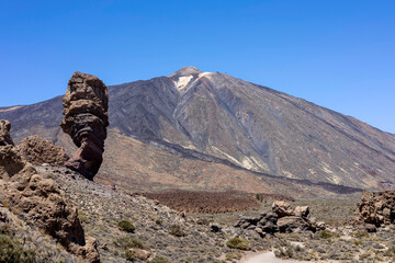 Panoramic view of the Teide volcano and the characteristic Roque Chinchado rock, Teide National Park, Tenerife, Canary Islands, Spain