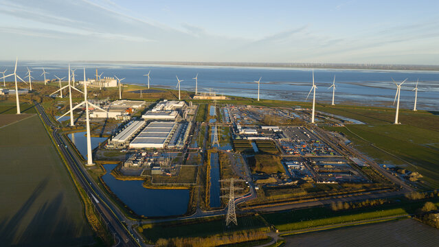 Eemshaven Hyperscale: Aerial Cloud Computing Center
