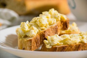 Sandwich with egg and delicious whole grain baguette with sesame seeds. Nutritious breakfast concept