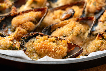 Vassoio di cozze gratinate, Cucina Italiana 