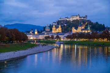 Fototapeta premium City of Salzburg with Salzach River and Fortress Hochensalzburg, Austria