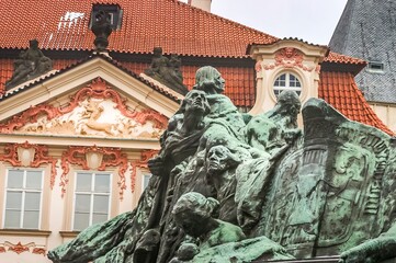 Fototapeta premium Jan Hus Memorial in Old town square in Prague, Czech Republic