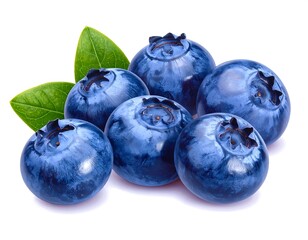 Obraz premium Fresh blueberries with green leaves on a white background showcasing natural food