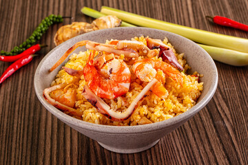 Asian fried rice with seafood