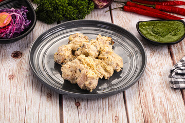 Chicken tikka with cream sauce