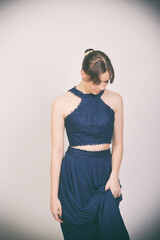 Fototapeta premium frau abschlussball kleid abendkleid ellegant 