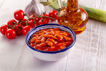 White canned bean in tomato sauce