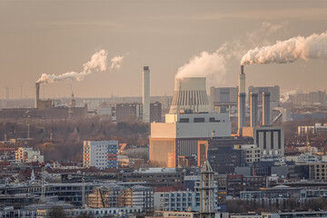 Kraftwerk mit K&uuml;hlturm