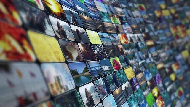 Multimedia content streaming on a large video wall