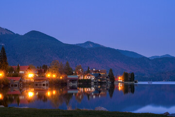 Fototapeta premium Alpine Lake town