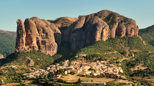 Ag&uuml;ero and Mallos de Riglos at Huesca, Spain