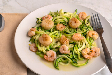 zucchini noodles with scallops and shrimp