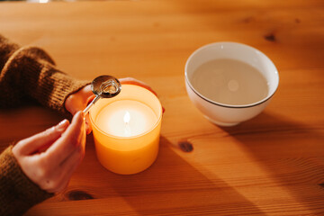  Fortune telling with melting tin is a fun activity, and a tin casting set makes it perfect for a New Years party