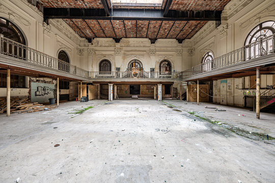 abandoned laura street trio, jacksonville, FL