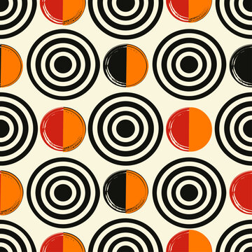 Mid Century Geometric Circles Seamless Pattern with Retro Abstract Shapes