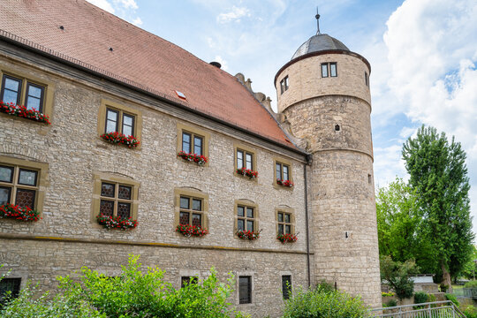 Schwarzer Turm der alten Stadtmauer in Marktbreit 
