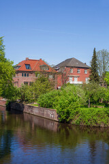 Wohngeb&auml;ude am Langen Zug im Fr&uuml;hling, Stadtteil Winterhude, Hamburg, Deutschland