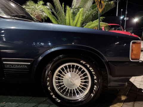 Close-up of the front side of a General Motors Chevrolet Opala sedan on display.
