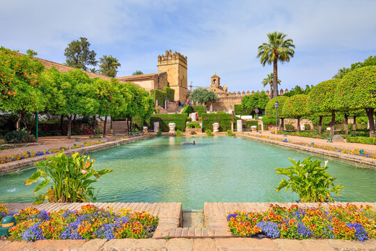Jardins de l'Alc&aacute;zar des rois chr&eacute;tiens de Cordoue, Andalousie