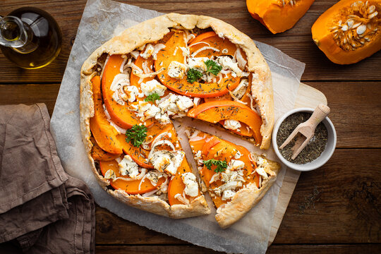 tarte sal&eacute;e maison quiche potimarron oignon et feta