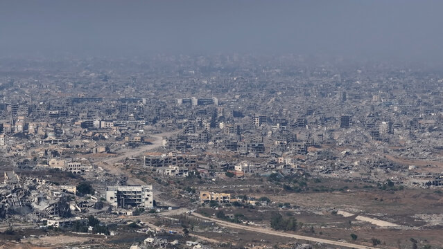 Aerial Flattened Villages in Gaza 2023
Drone footage showing entire villages leveled and widespread destruction across Gaza following heavy bombardment, 2023, Gaza
