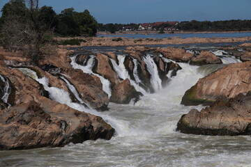 コーンパペンの滝