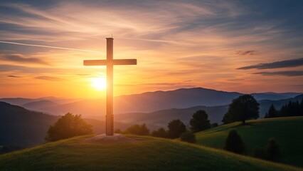 十字架、夕焼け空の下にシルエットで浮かび上がる荘厳な光景。希望と信仰を象徴する、黄金色の美しいグラデーション。