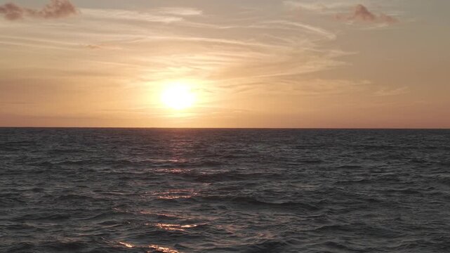 Mar ao amanhecer em jo&atilde;o pessoa, Para&iacute;ba